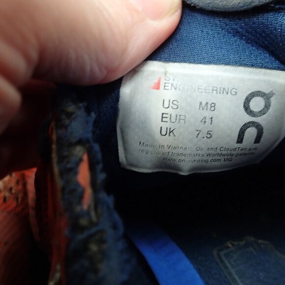 QC Tennis Shoes - pre owned - Picture 3 of 5